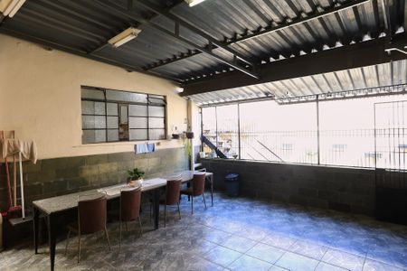 Casa para alugar com 206m², 4 quartos e 3 vagasÁrea externa