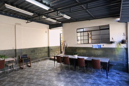 Casa para alugar com 206m², 4 quartos e 3 vagasÁrea externa