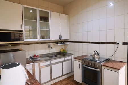 Casa para alugar com 206m², 4 quartos e 3 vagasCozinha