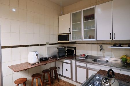 Casa para alugar com 206m², 4 quartos e 3 vagasCozinha