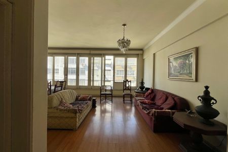 Apartamento à venda com 180m², 4 quartos e 1 vagaSala 