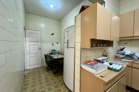 Apartamento à venda com 180m², 4 quartos e 1 vagaCozinha