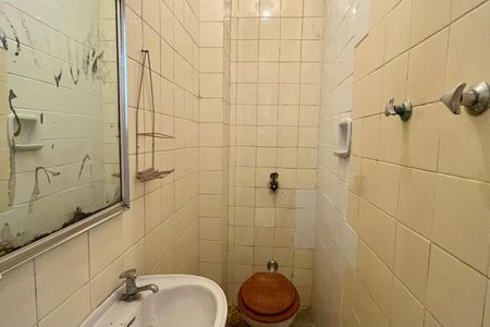 Apartamento à venda com 180m², 4 quartos e 1 vagaBanheiro de serviço