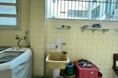 Apartamento à venda com 180m², 4 quartos e 1 vagaÁrea de Serviço