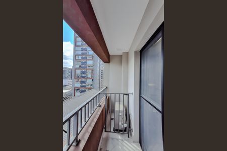 Varanda de kitnet/studio para alugar com 1 quarto, 25m² em Vila Mariana, São Paulo