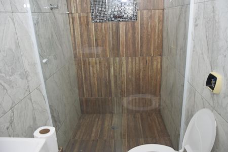 Casa para alugar com 70m², 2 quartos e sem vagaBanheiro