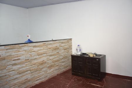 Sala de casa para alugar com 2 quartos, 70m² em Jardim Santa Tereza, Embu das Artes
