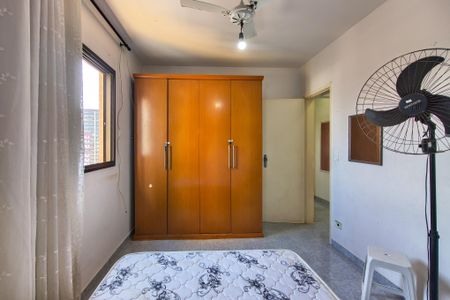 Apartamento para alugar com 76m², 2 quartos e 1 vagaQuarto