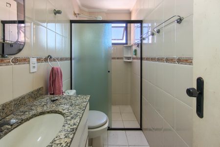 Apartamento para alugar com 76m², 2 quartos e 1 vagaBanheiro 