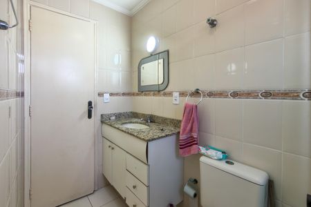 Apartamento para alugar com 76m², 2 quartos e 1 vagaBanheiro 