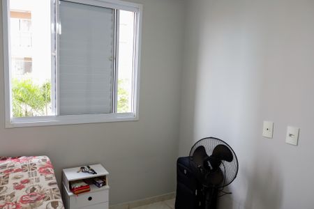 Quarto 1 de apartamento para alugar com 2 quartos, 52m² em Jardim Roberto, Osasco