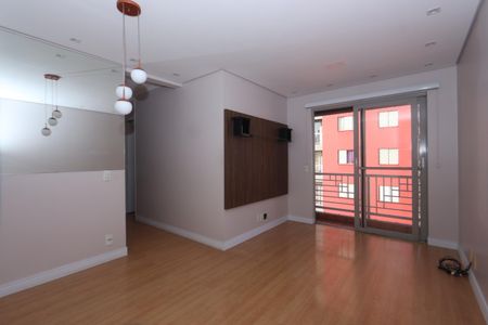 Sala de apartamento para alugar com 2 quartos, 54m² em Vila Ivone, São Paulo