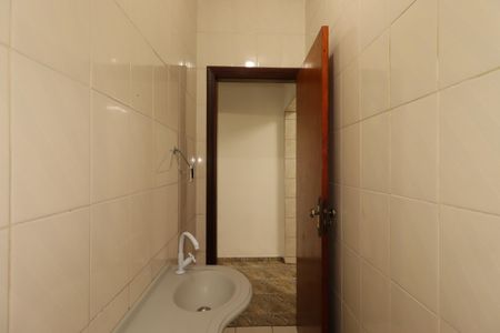 Casa para alugar com 160m², 3 quartos e 2 vagasLavabo