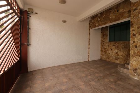Casa para alugar com 160m², 3 quartos e 2 vagasGaragem
