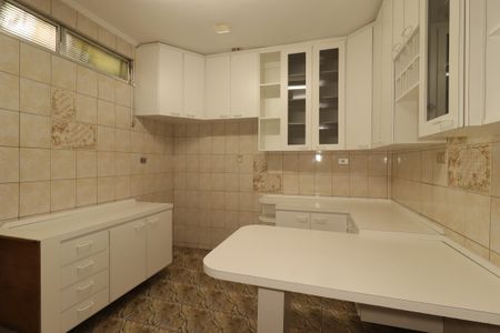 Casa para alugar com 160m², 3 quartos e 2 vagasCozinha