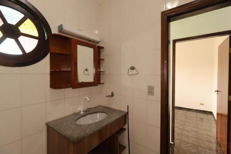 Casa para alugar com 160m², 3 quartos e 2 vagasBanheiro