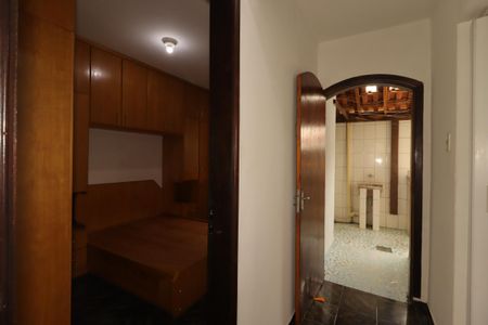 Casa para alugar com 160m², 3 quartos e 2 vagasCorredor