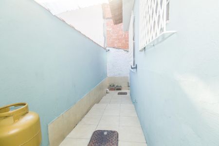 Casa à venda com 180m², 2 quartos e 4 vagasCozinha e Área de Serviço