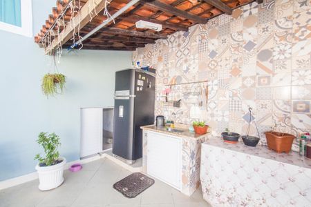 Casa à venda com 180m², 2 quartos e 4 vagasÁrea externa
