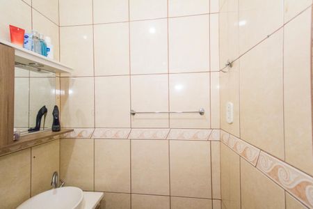 Casa à venda com 180m², 2 quartos e 4 vagasBanheiro da Suíte