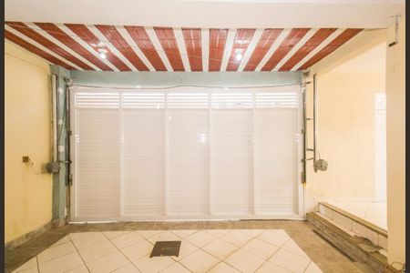 Casa à venda com 180m², 2 quartos e 4 vagasGaragem