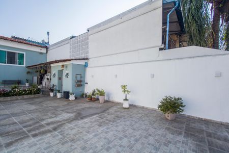 Casa à venda com 180m², 2 quartos e 4 vagasÁrea externa