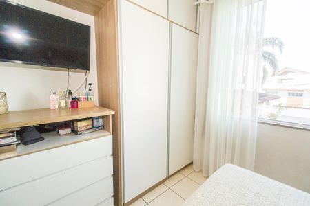 Casa à venda com 180m², 2 quartos e 4 vagasSuíte