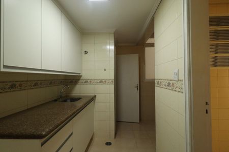 Apartamento para alugar com 193m², 3 quartos e 1 vagaCozinha