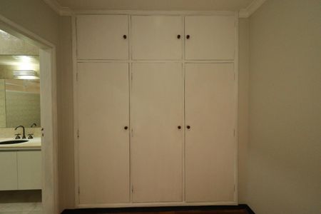 Apartamento para alugar com 193m², 3 quartos e 1 vagaSuíte