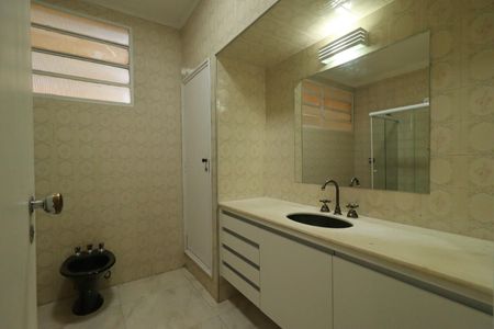 Apartamento para alugar com 193m², 3 quartos e 1 vagaBanheiro da Suíte