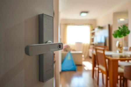 Apartamento à venda com 44m², 2 quartos e 1 vaga Apartamento à venda com 44m², 2 quartos e 1 vagaFechadura
