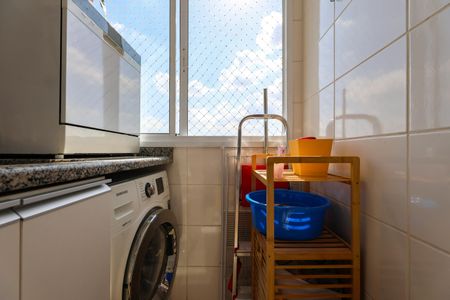 Apartamento à venda com 44m², 2 quartos e 1 vaga Apartamento à venda com 44m², 2 quartos e 1 vagaÁrea de Serviço
