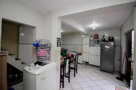 Casa para alugar com 95m², 3 quartos e sem vagaCozinha e Área de Serviço