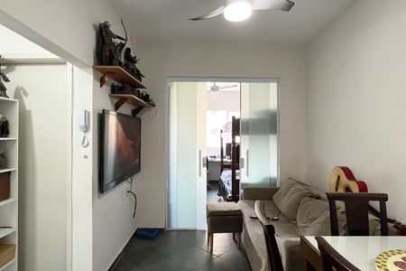 Sala de apartamento para alugar com 2 quartos, 46m² em Embaré, Santos