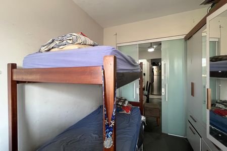 Quarto 1 de apartamento para alugar com 2 quartos, 46m² em Embaré, Santos
