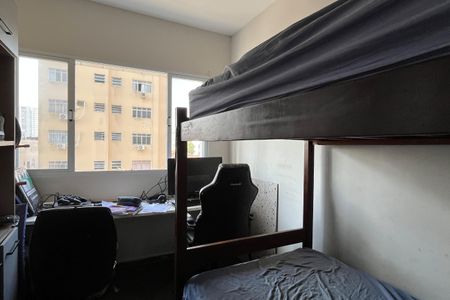 Quarto 1 de apartamento para alugar com 2 quartos, 46m² em Embaré, Santos