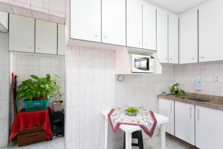 Apartamento à venda com 48m², 2 quartos e 1 vagaCozinha 