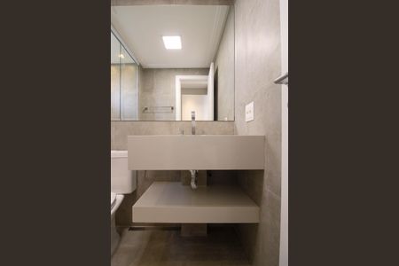 Apartamento à venda com 263m², 4 quartos e 3 vagasBanheiro Suíte 1