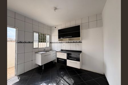 Cozinha de casa para alugar com 1 quarto, 35m² em Vila Palmeiras, São Paulo