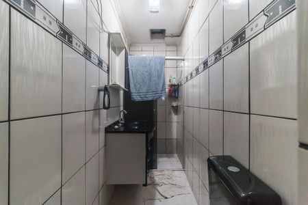 Casa para alugar com 250m², 3 quartos e 2 vagasBanheiro