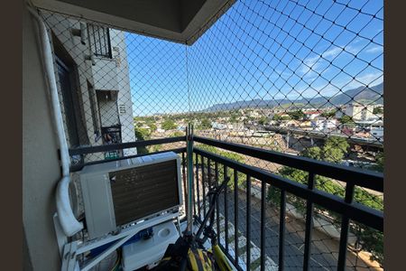 Varanda da sala de apartamento para alugar com 3 quartos, 68m² em Del Castilho, Rio de Janeiro