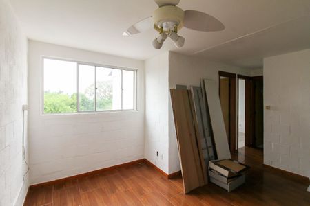 Sala de apartamento à venda com 2 quartos, 43m² em Olaria, Canoas