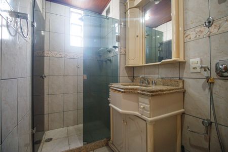 Apartamento à venda com 80m², 2 quartos e 2 vagasBanheiro