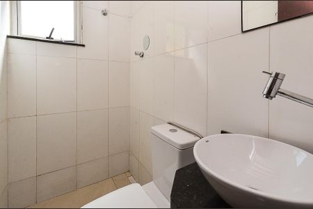 Casa para alugar com 110m², 3 quartos e sem vagaBanheiro