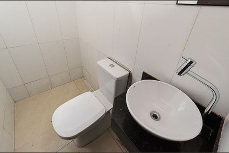 Casa para alugar com 110m², 3 quartos e sem vagaBanheiro