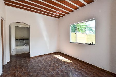 Sala de Estar de casa para alugar com 3 quartos, 110m² em Sagrada Família, Belo Horizonte