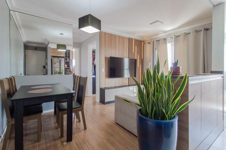 Sala/Sala de jantar de apartamento para alugar com 2 quartos, 57m² em Vila Guarani, Mauá