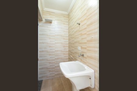 Casa de condomínio para alugar com 65m², 2 quartos e 1 vagaÁrea de Serviço 