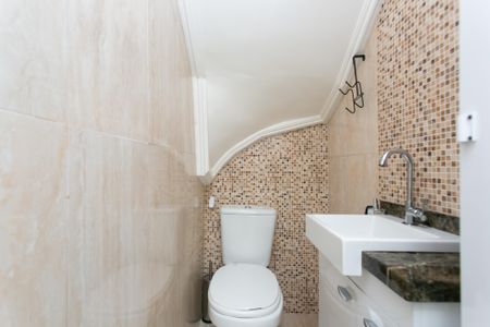 Casa de condomínio para alugar com 65m², 2 quartos e 1 vagaLavabo 