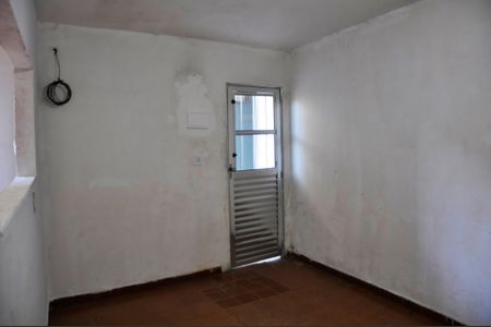 Sala de casa para alugar com 2 quartos, 46m² em Jardim Carombé, São Paulo